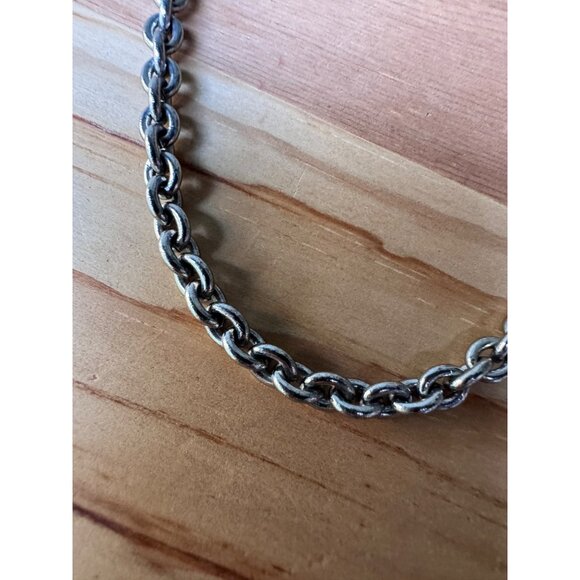 Juicy Couture Logo Heart Silver Tone Chain Link Toggle Necklace 16” - Picture 5 of 8